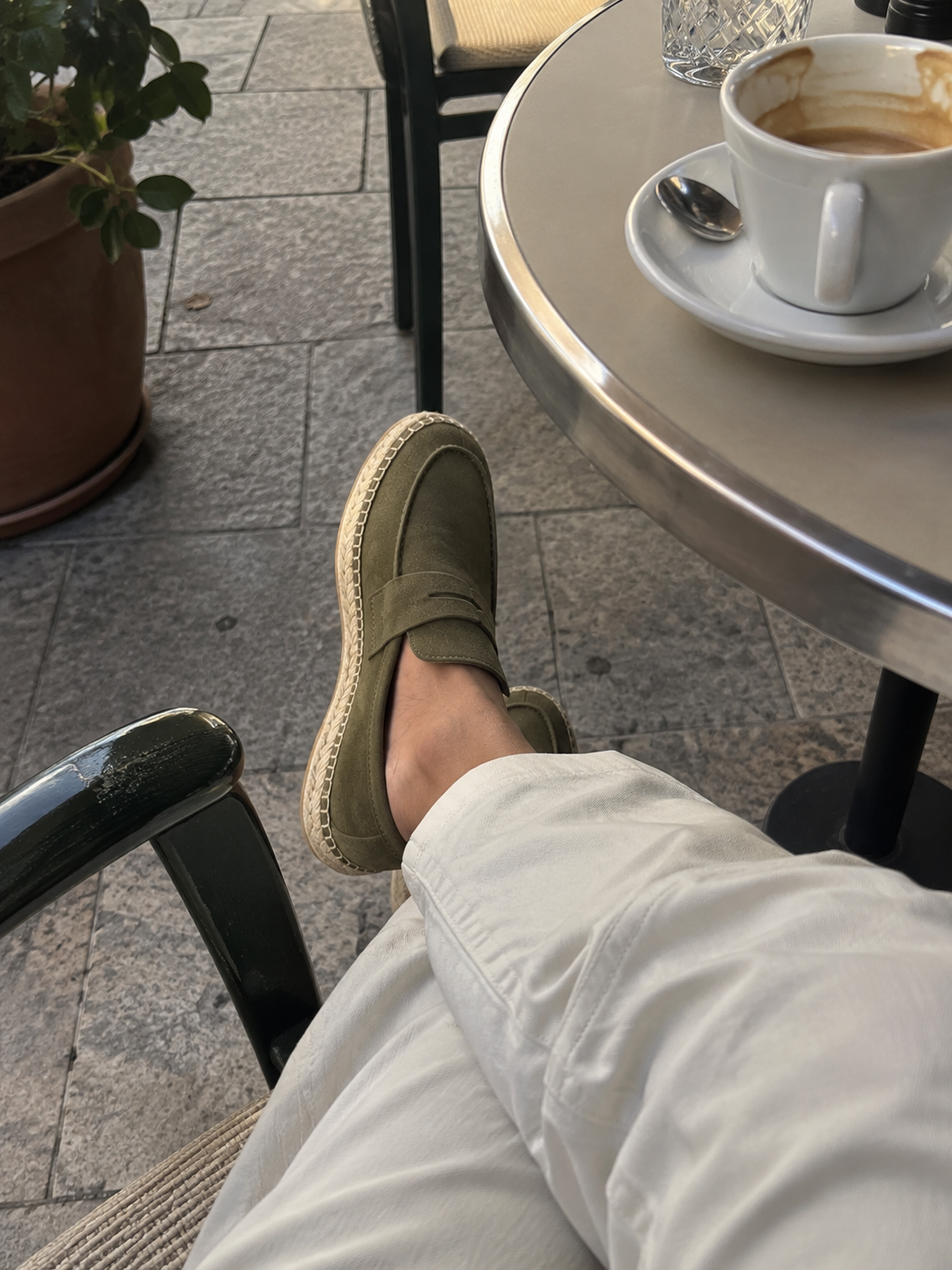Worn by those who love it