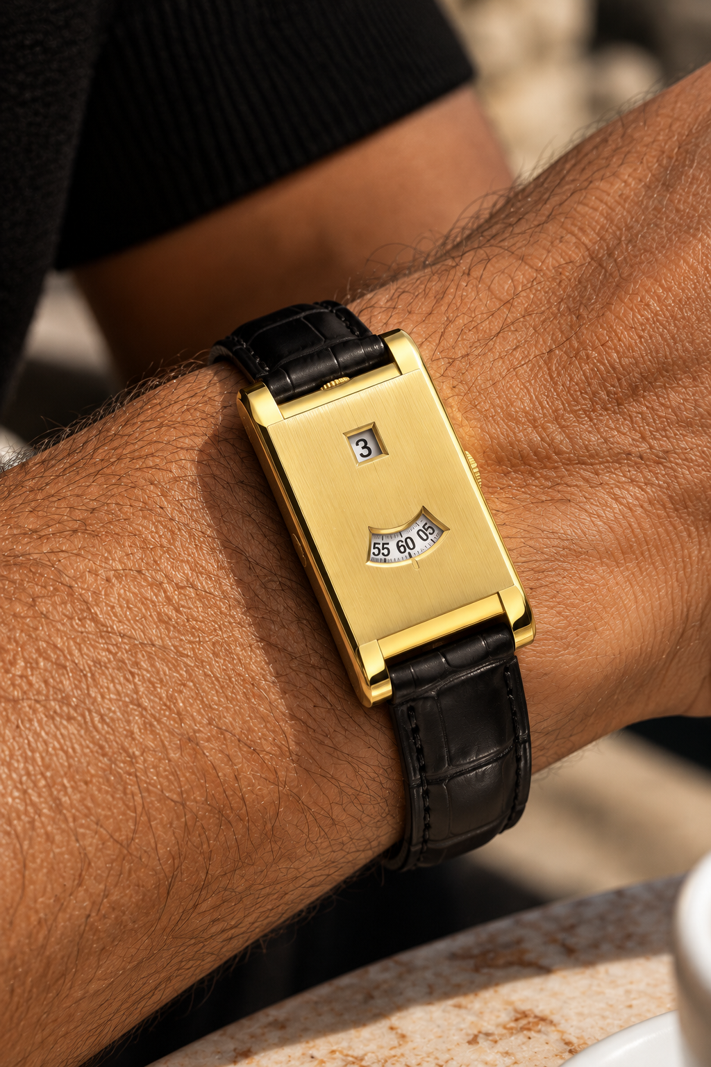 The Dolcevita Black/Gold Watch