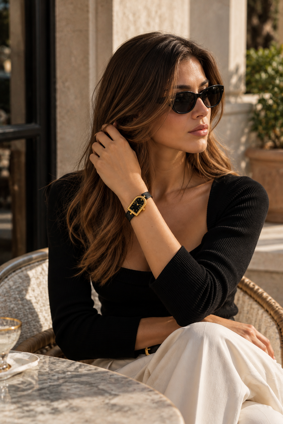 The Amalfi Black/Gold Watch