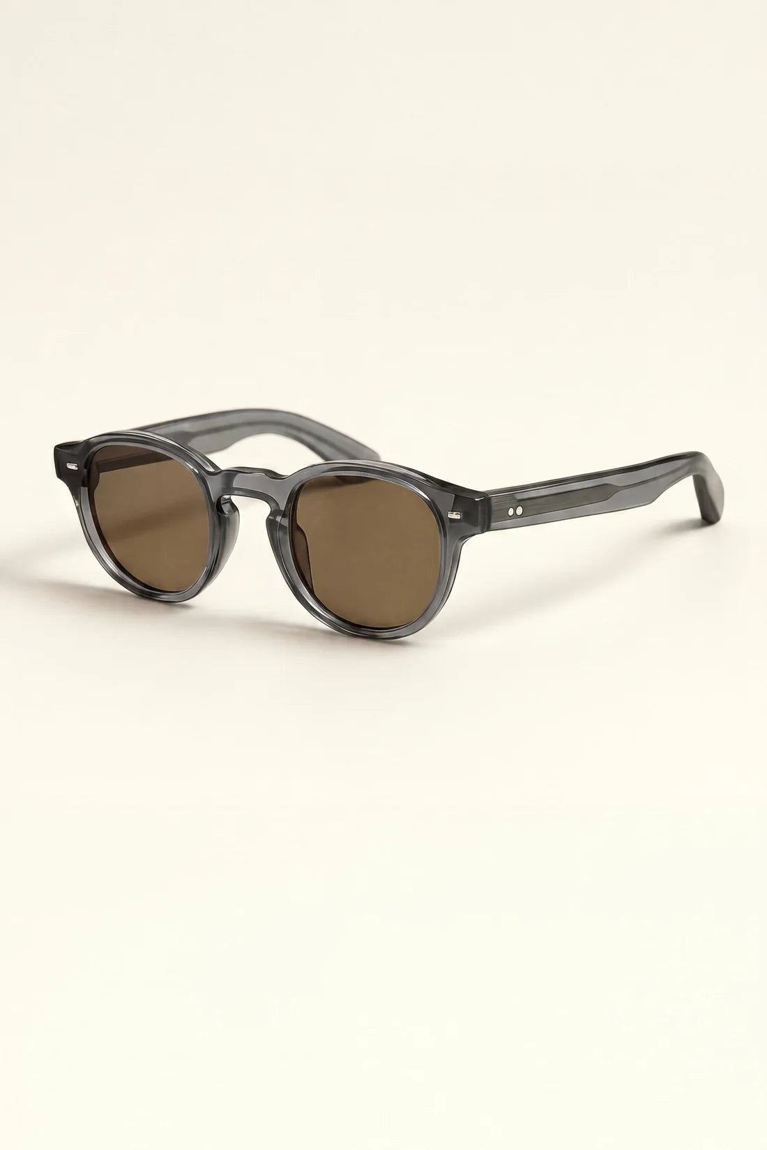 The Monopoli Smoke Grey Sunglasses