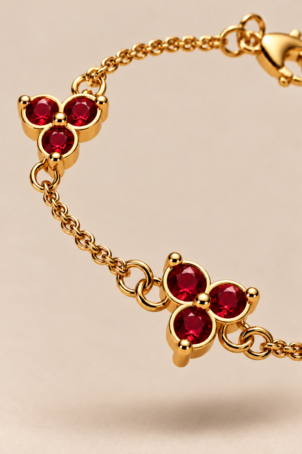Das Fortuna-Armband in Rot und Gold